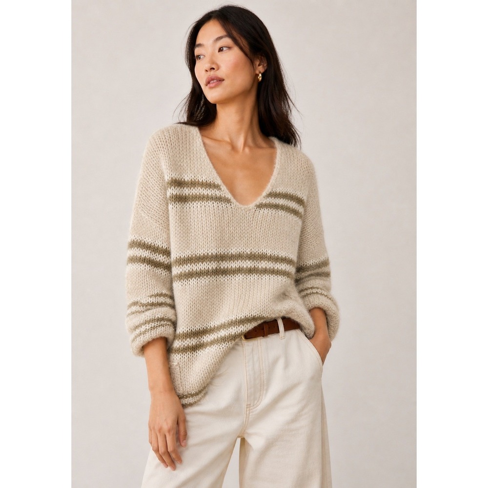Free People "On The Horizon" Striped V-Neck Chunky Knit Sweater Size Medium